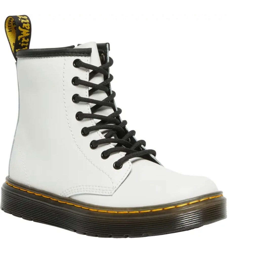 Dr. Martens Zavala Boot